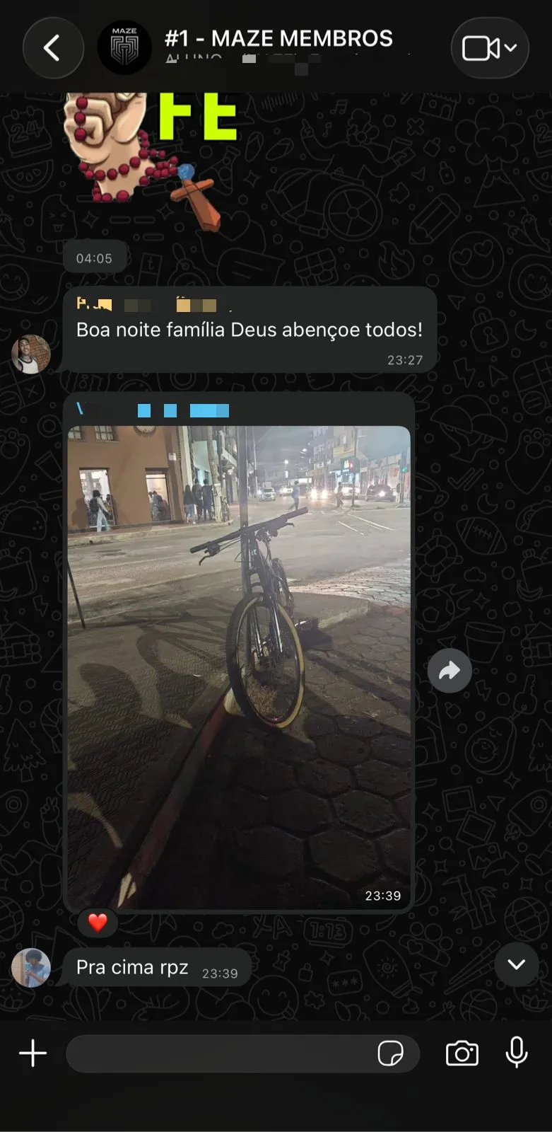 Conversa dos membros da MAZE